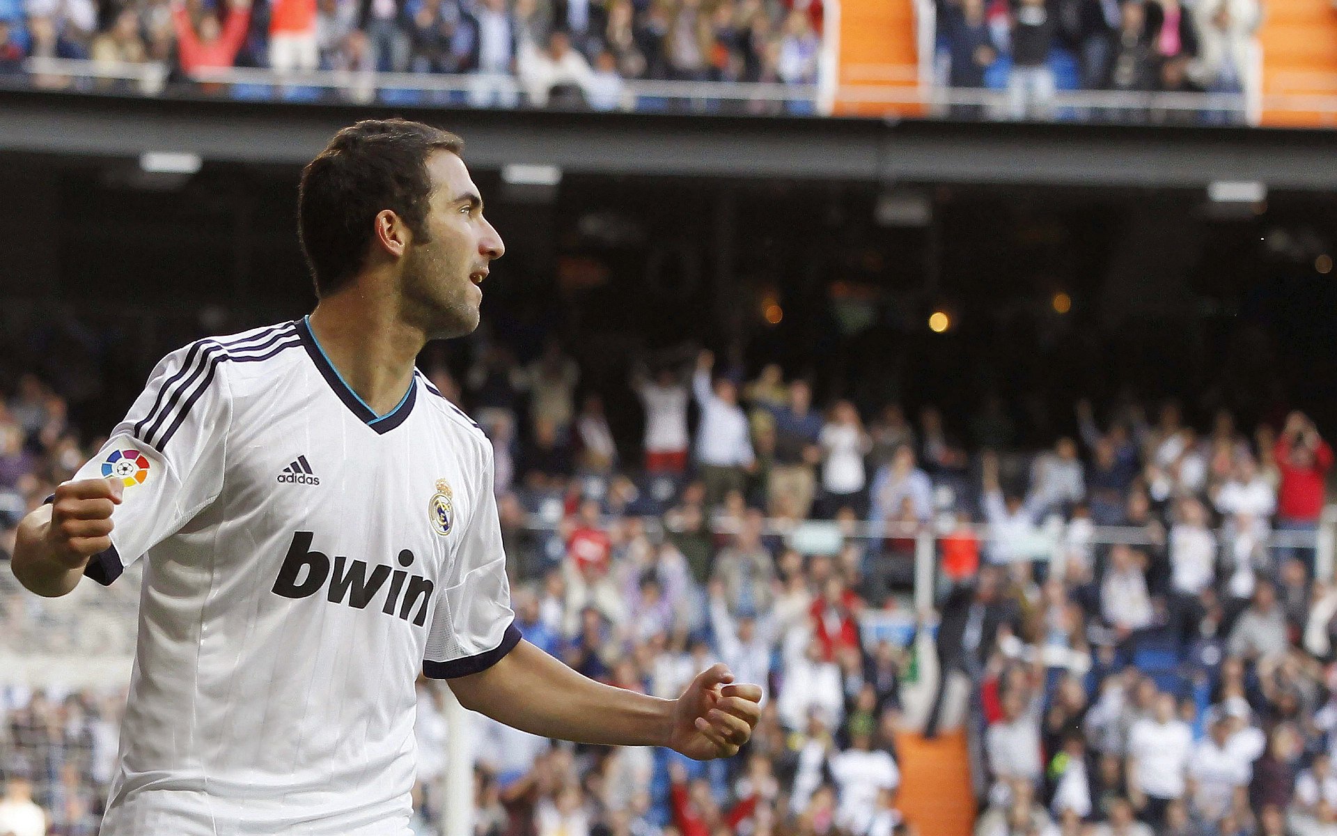 英超赛场奇迹：从困境中逆转获胜，英超综述